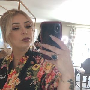 Meet your Posher, Kelli